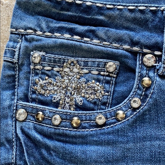 🌺 LA IDOL CAPRIS - Picture 3 of 9